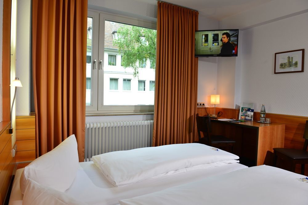 Messehotel Koeln-Deutz Luaran gambar